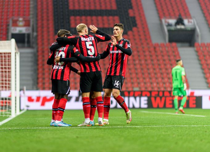 Bayer Leverkusen-Charles Aránguiz