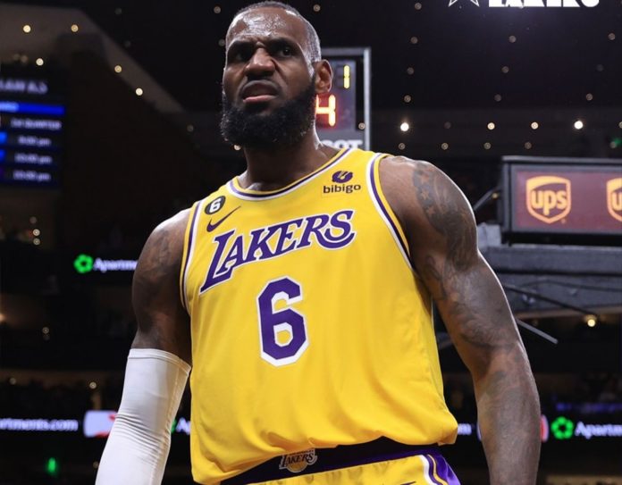LeBron James-Lakers de Los Ángeles