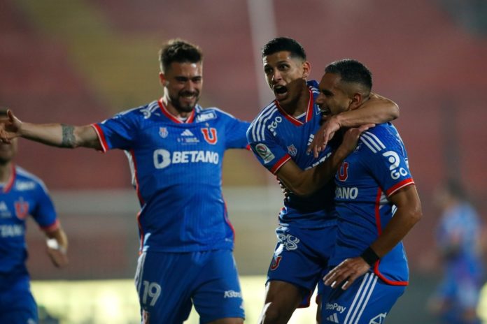 Universidad de Chile vs Universidad Católica